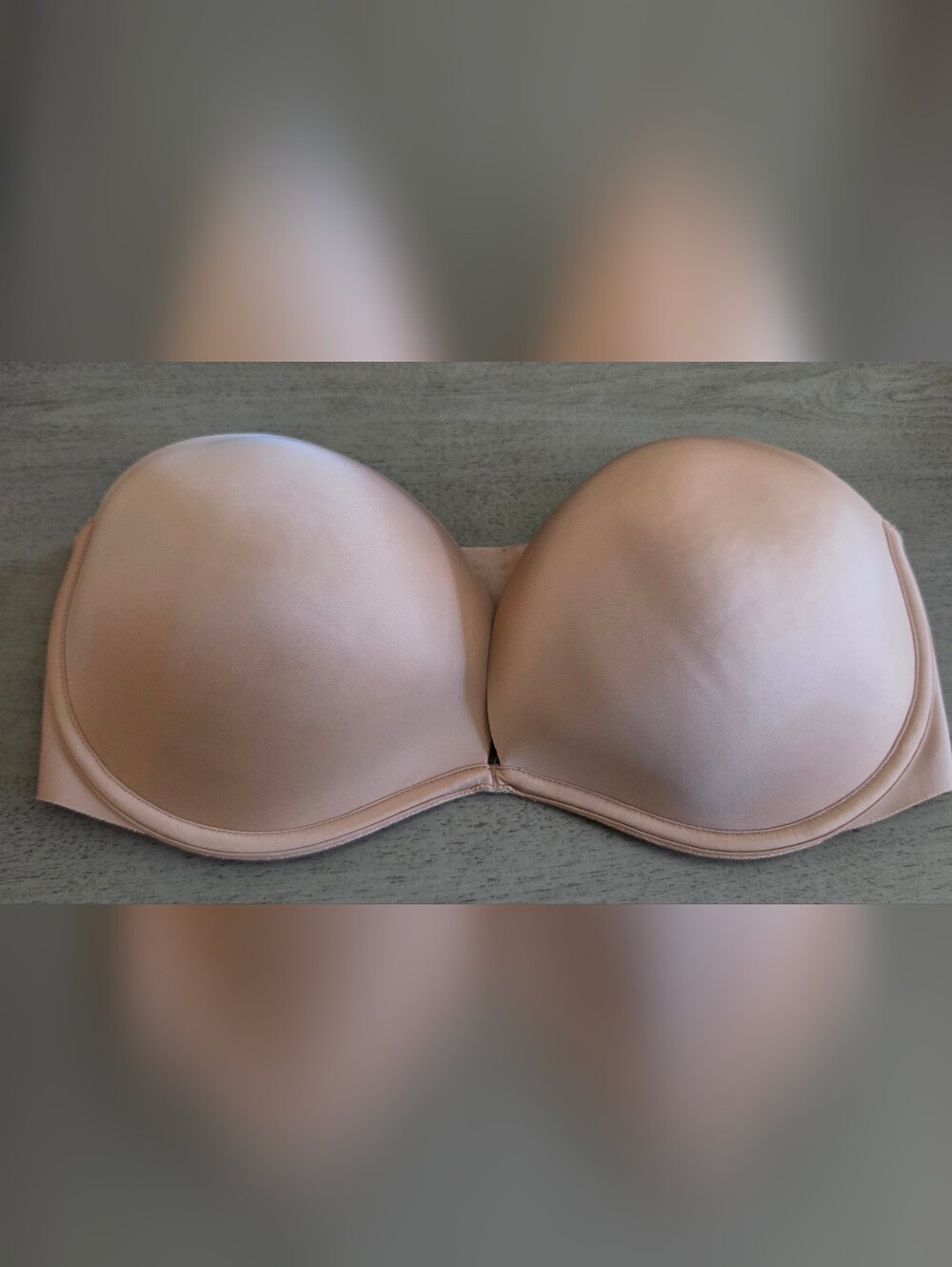 Victoria's Secret Multi Way Beige Strapless Smooth Molded T-Shirt Bra